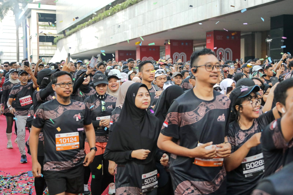 Gubernur DKI Jakarta, Pramono Lepas 1.700 Peserta ASN Run 2025