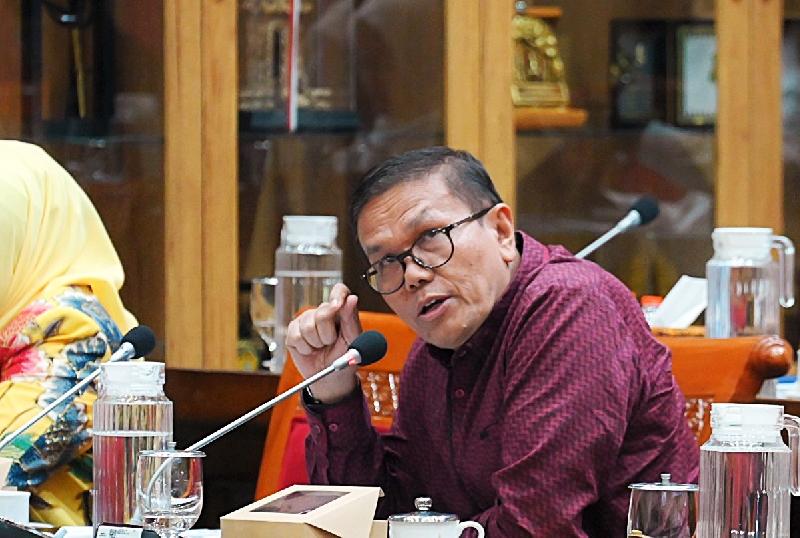 Undang Stakeholder Pendidikan, Komisi X Dengar Masukan Soal Revisi UU Sisdiknas