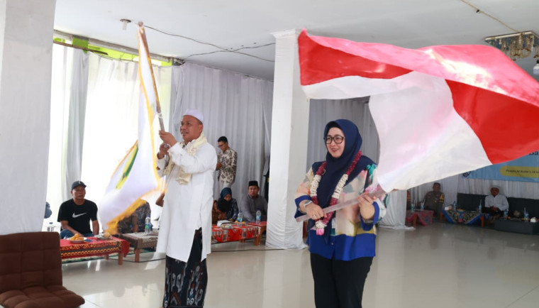 Wabup Intan Bersama Kamenag Resmikan Dapur MBG Ponpes Al Badar