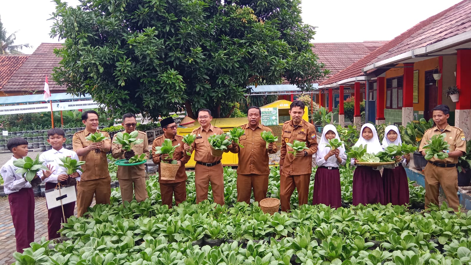 100 Ribu Siswa Serang Bergerak Wujudkan Kota Serang Hijau