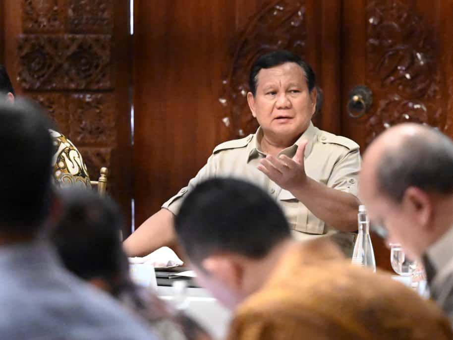 Presiden Prabowo Pimpin Pertemuan Bahas Kebijakan Ekonomi dan Stabilitas Keuangan Bersama Jajaran Kabinet