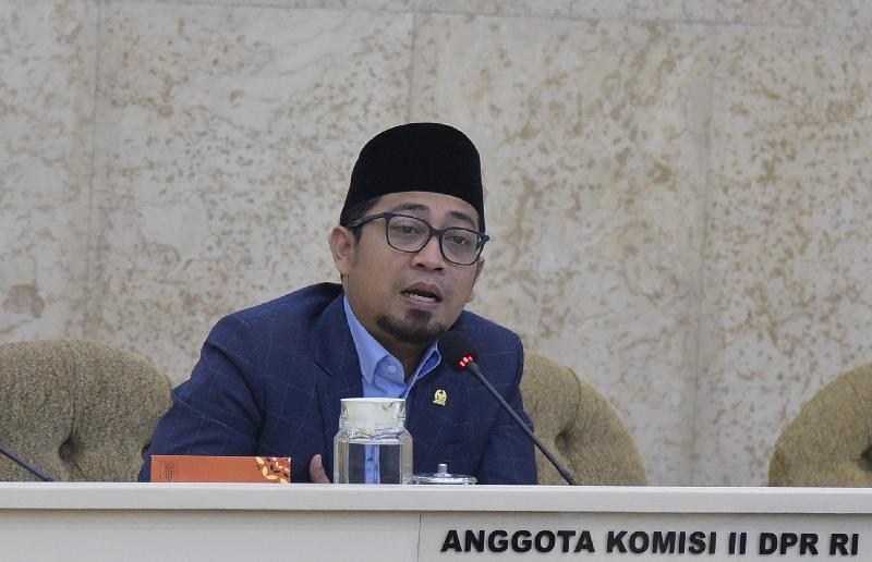 DPR RI Pertanyakan Efektivitas Pengawasan Kemendagri terkait Dana Pemda Mengendap di Bank