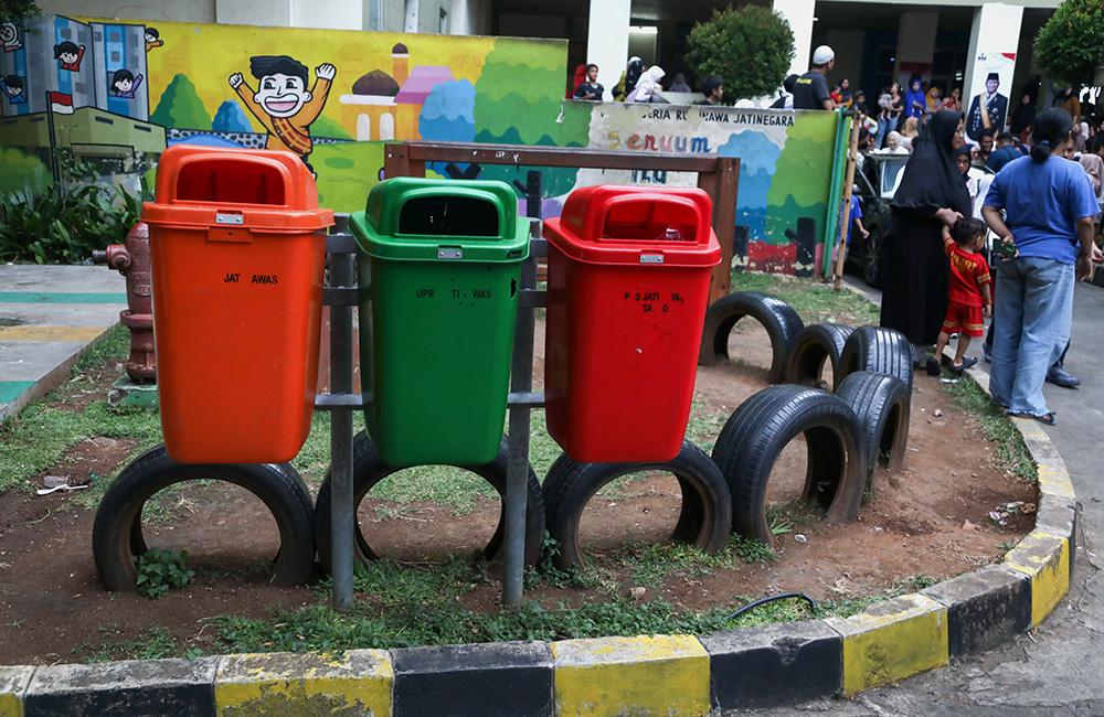 Sarana Pengangkut Sampah di Jakarta Belum Terpenuhi