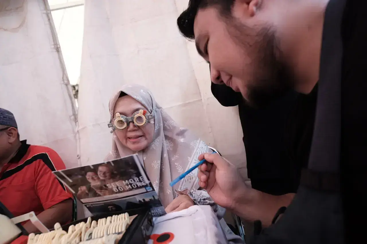 Jaga Kesehatan Mata di Era Digital: Aturan 20:20:20 Wajib Tahu