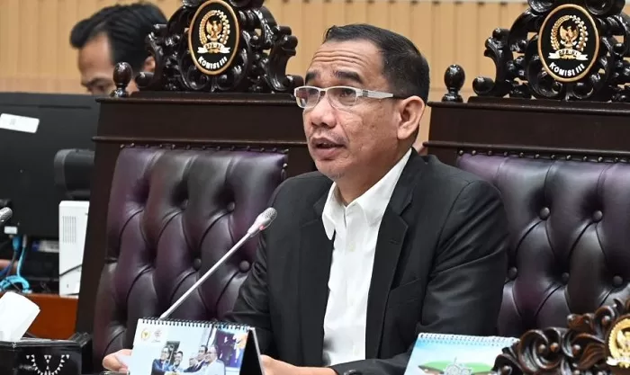 DPR Tegaskan Pasal 8 UU Pers Masih Memiliki Kekuatan Hukum Mengikat