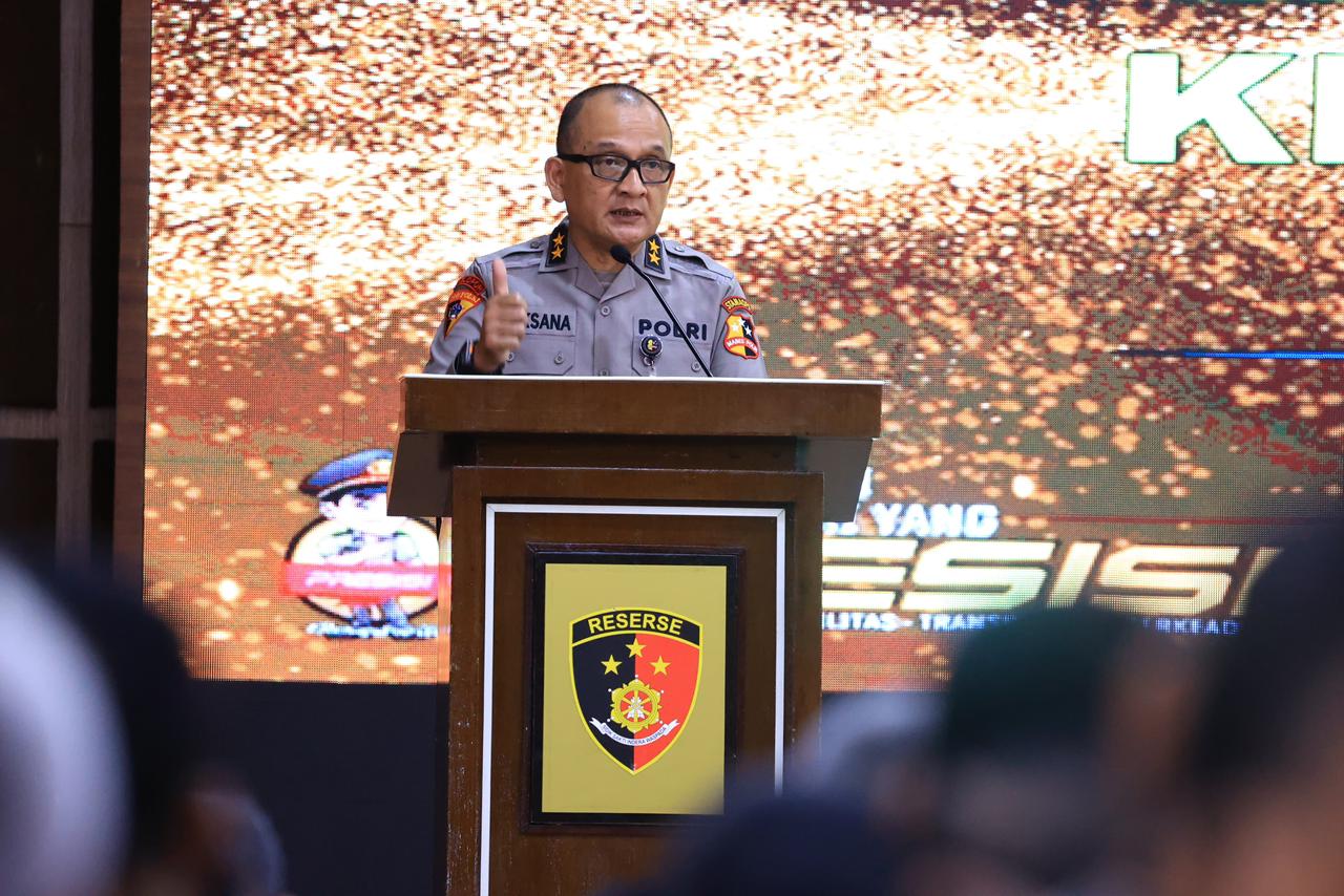 Pelayanan Polri Hadir Menjaga Keamanan, Kedamaian, dan Kekhidmatan Natal serta Tahun Baru, Melindungi Suasana Sosial-Spiritual Masyarakat