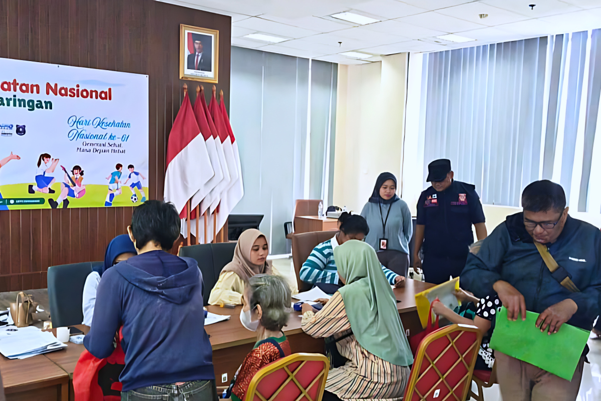 Mudahkan Penerima Manfaat, Kartu ATM Bansos PKD Didistribusikan