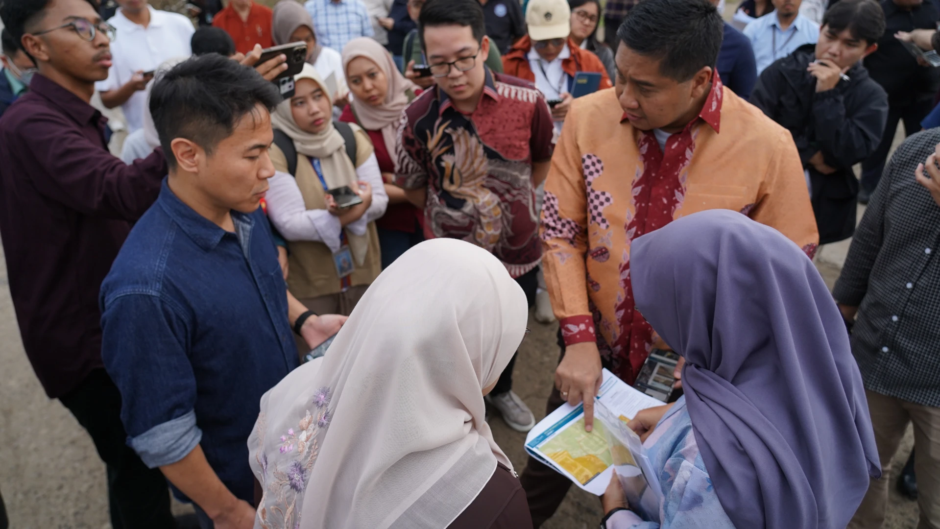 Menteri PKP Tinjau Dua Titik Rencana Pembangunan Rumah Susun Subsidi di Meikarta