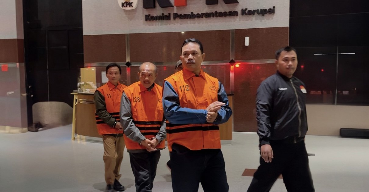 KPK Tangkap Tangan Tersangka Dugaan Pemerasan dan Gratifikasi di Pemkot Madiun