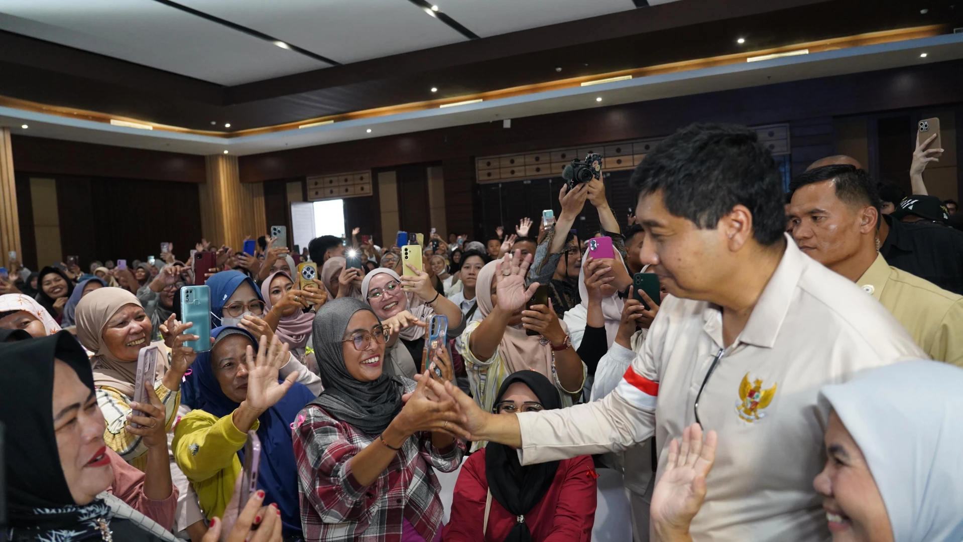 Sejarah Baru! Suku Bunga Kredit Ultra Mikro Turun untuk 16,2 Juta Nasabah Mekaar