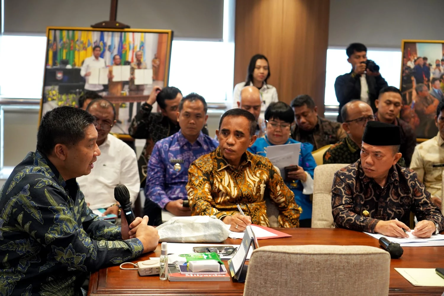 Tak Cukup Bangun Rumah, Menteri PKP Dorong Penanganan Kawasan Kumuh Disertai Perbaikan Ekonomi Masyarakat