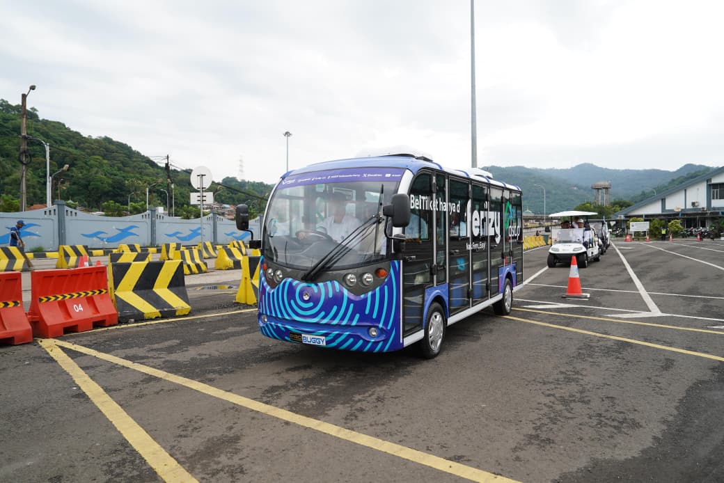 ASDP Siapkan Life Jacket dan Bus Listrik untuk Angkutan Lebaran di Pelabuhan Merak