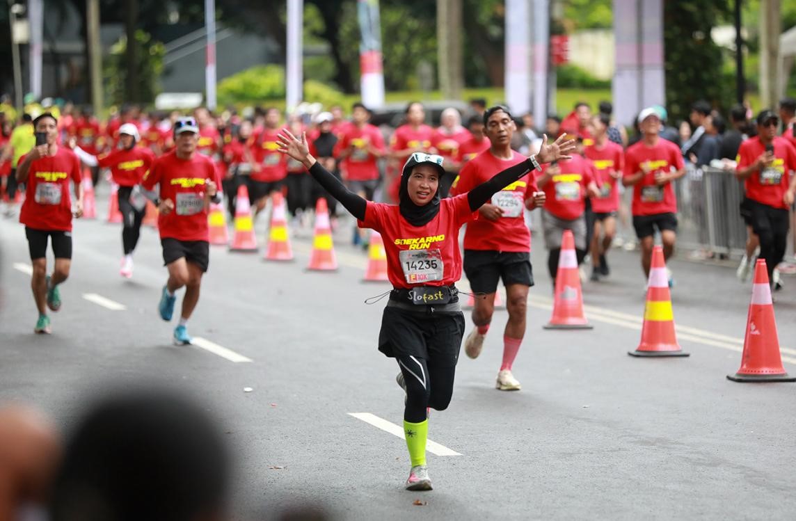 Gubernur Lepas 10.000 Pelari Soekarno Run Runniversary 2026