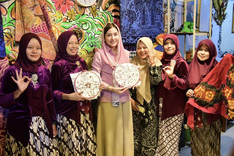 Hidupkan Ekonomi Daerah, Perkuat Kampung Batik Okra Jadi Desa Wisata