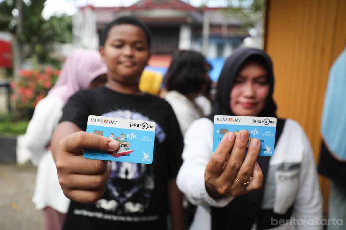 Gubernur DKI Jakarta, Pramono Minta KJP Tak Digadaikan