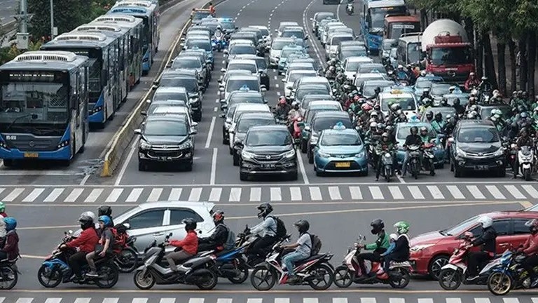 Lebaran 2026: Prediksi Pemudik Turun, Kepolisian Negara Republik Indonesia Tetap Laksanakan Pengamanan Maksimal