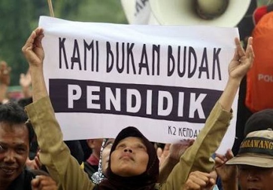 Negara Abaikan Amanat Konstitusi, Firman Soebagyo Usulkan RUU Perlindungan Guru