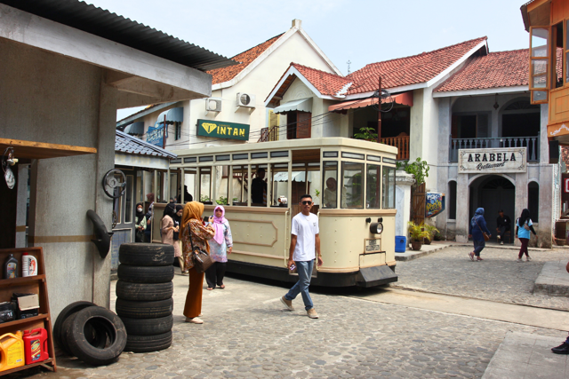 Komisi VII Dorong Dukungan Nyata Pemerintah untuk Industri Kreatif di Studio Alam Gamplong