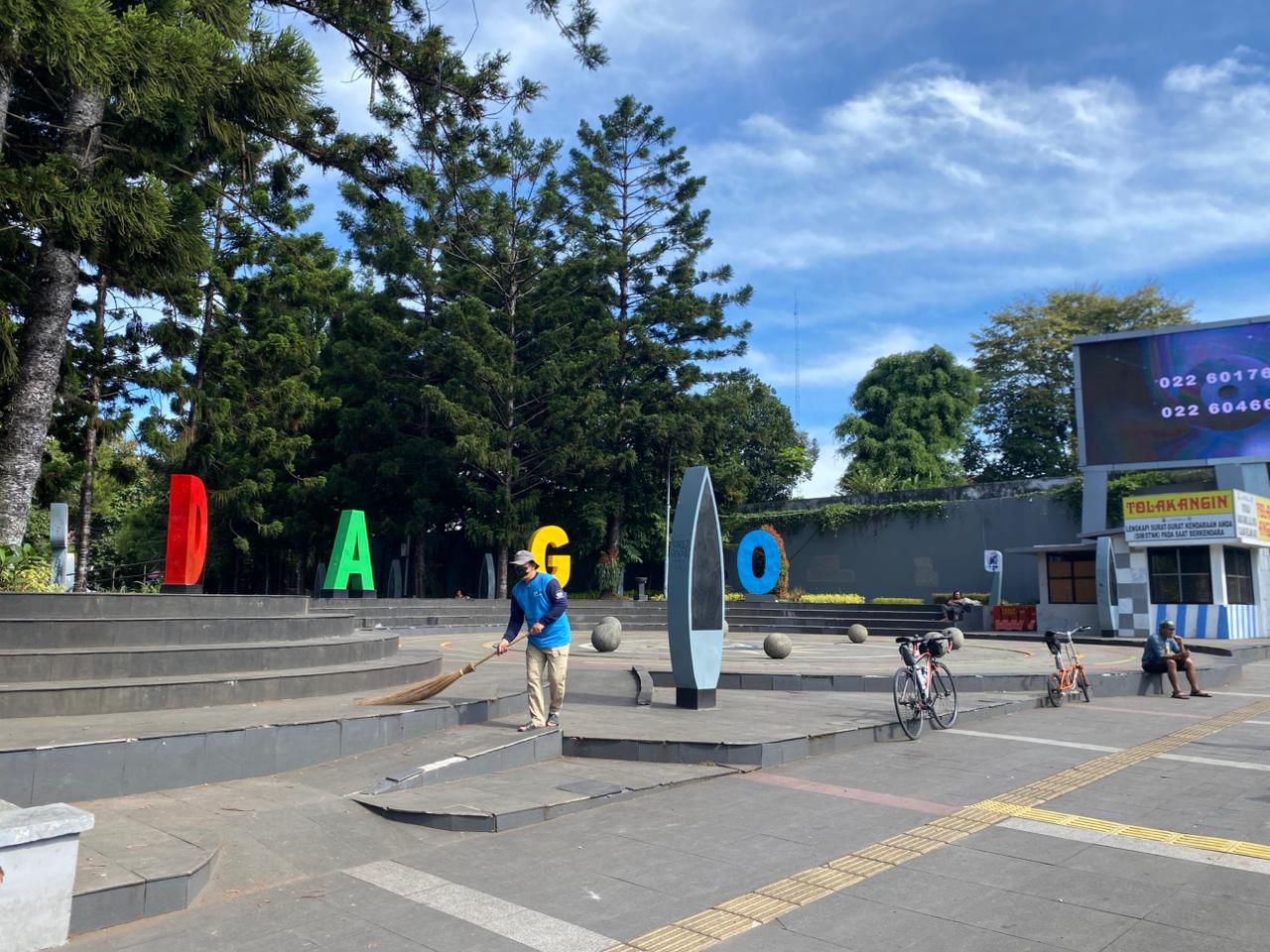 Saat Lebaran Tembus 208 Ton, Pengelolaan Sampah di Kota Bandung Berangsur Normal