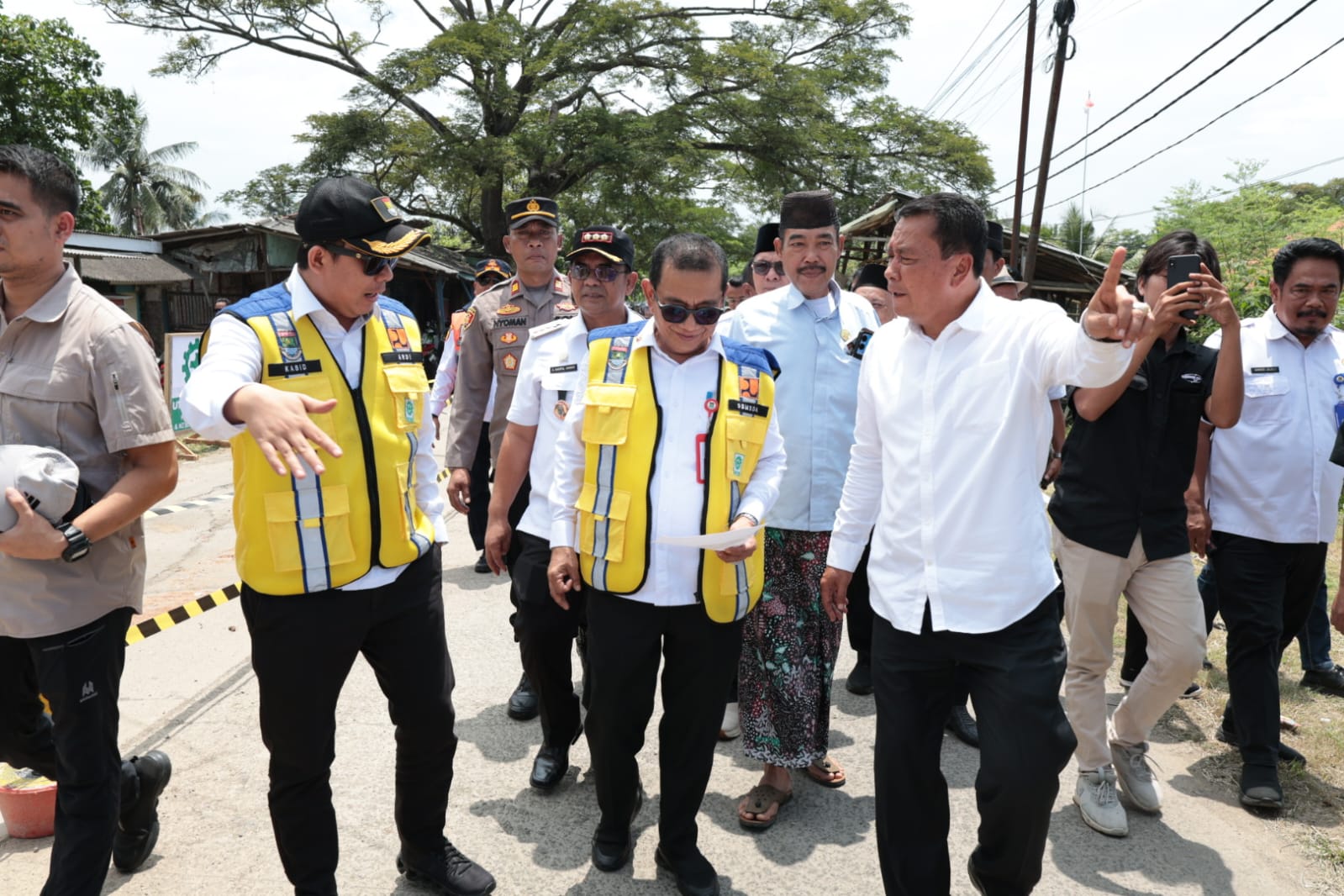 Bupati Tangerang Tinjau Pembangunan Jalan Pakuhaji dan Sukadiri