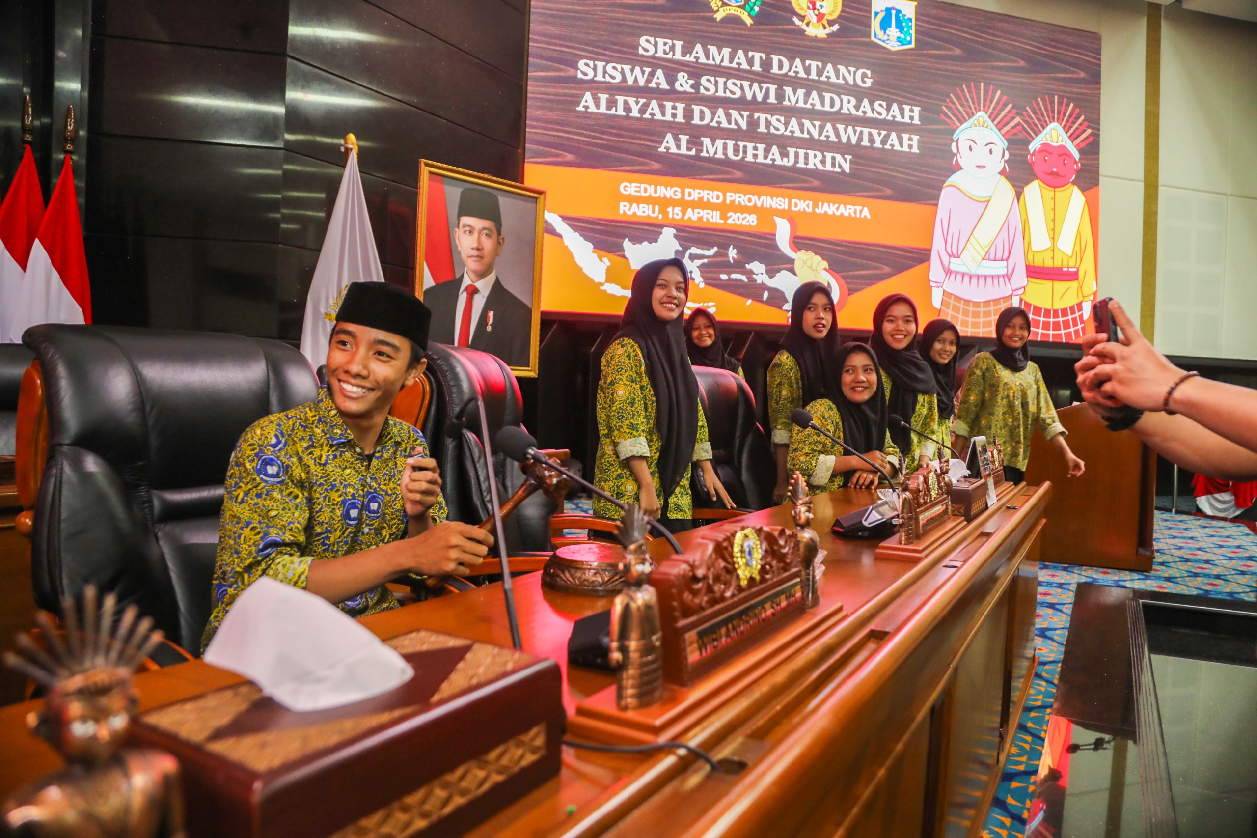 Komisi E Terima Kunjungan Edukasi Siswa MTs dan MA Al-Muhajirin